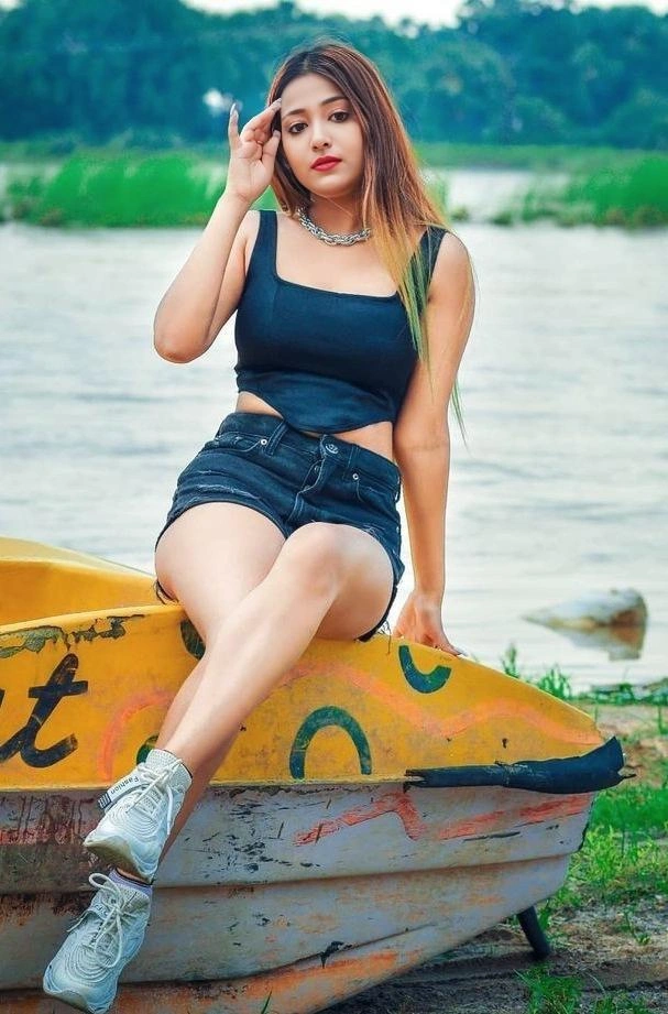 college girls for in Udaipur