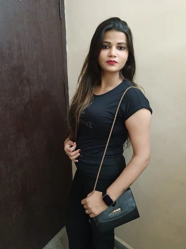 Udaipur call Girls city night
